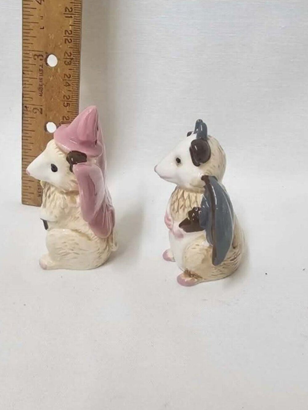 NWT - Cracker Barrel Possum Halloween Costume Salt Pepper Shaker Set Witch Bat - Picture 3 of 4